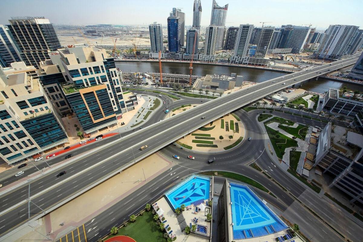 Apartment Stylish 2br Downtown Burj & Mall Nearby *