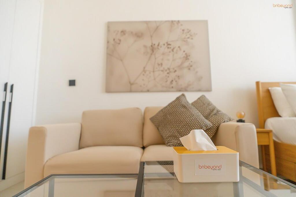 Bnbeyond's Sassy With Expansive Balcony Apartment Dubai