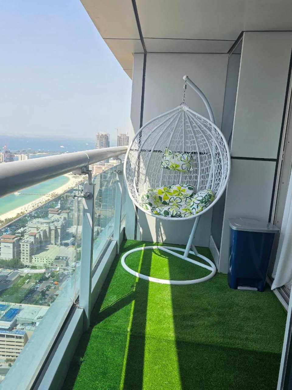 49- Panoramic Views From Luxe 2br Princess Tower Apartment- Free Parking - Walk To Tram Apartment Dubai