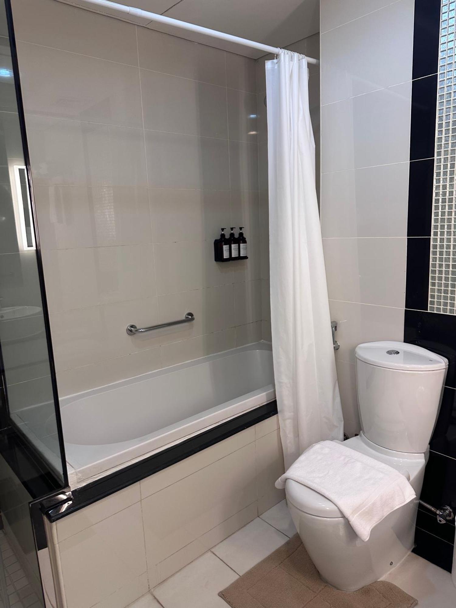 Cozy 1br, 2min To Mall Apartment Dubai