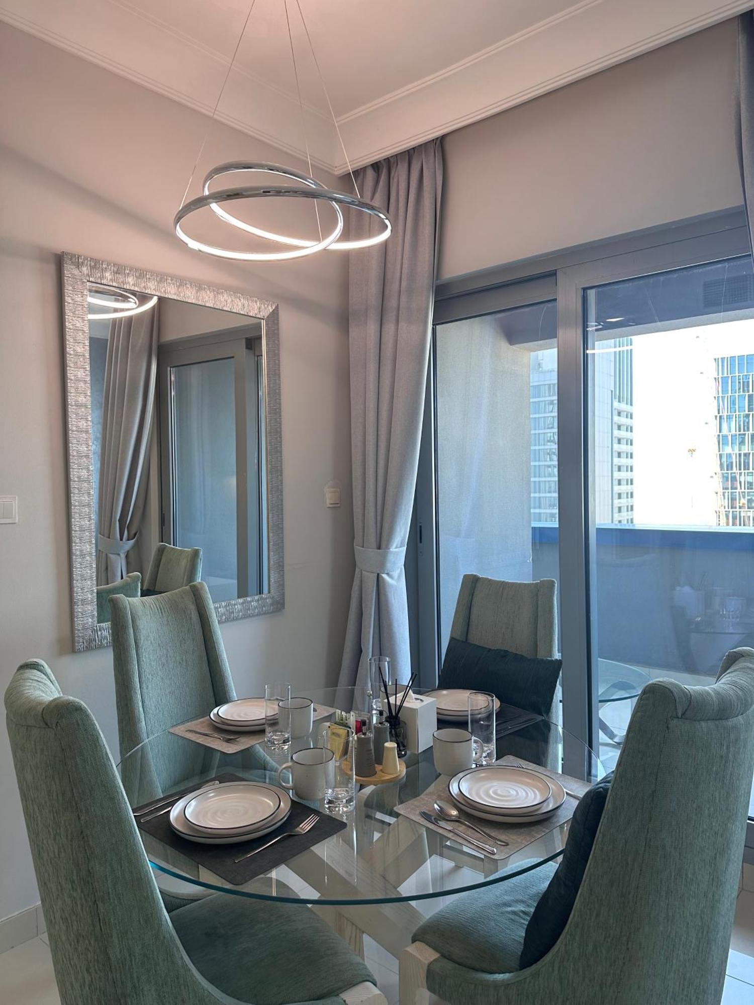 Cozy 1br, 2min To Mall * Dubai