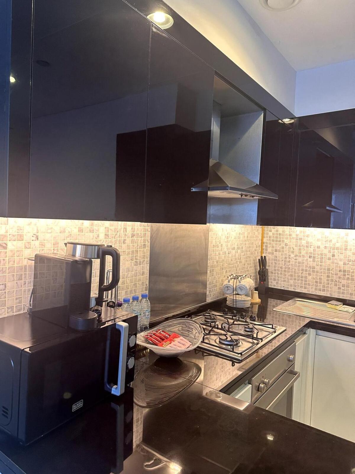 Cozy 1br, 2min To Mall Apartment *