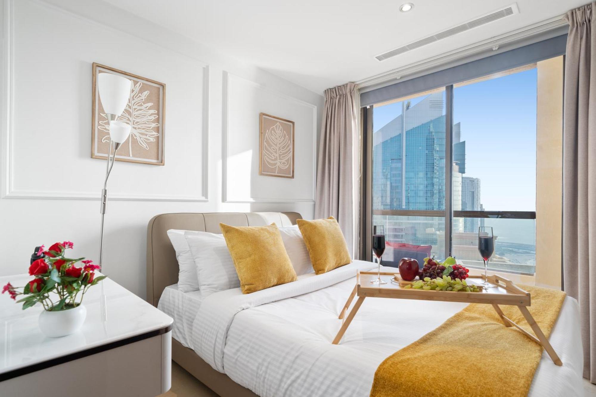 Eye & Sea View 2br Marina & Walk Apartment *