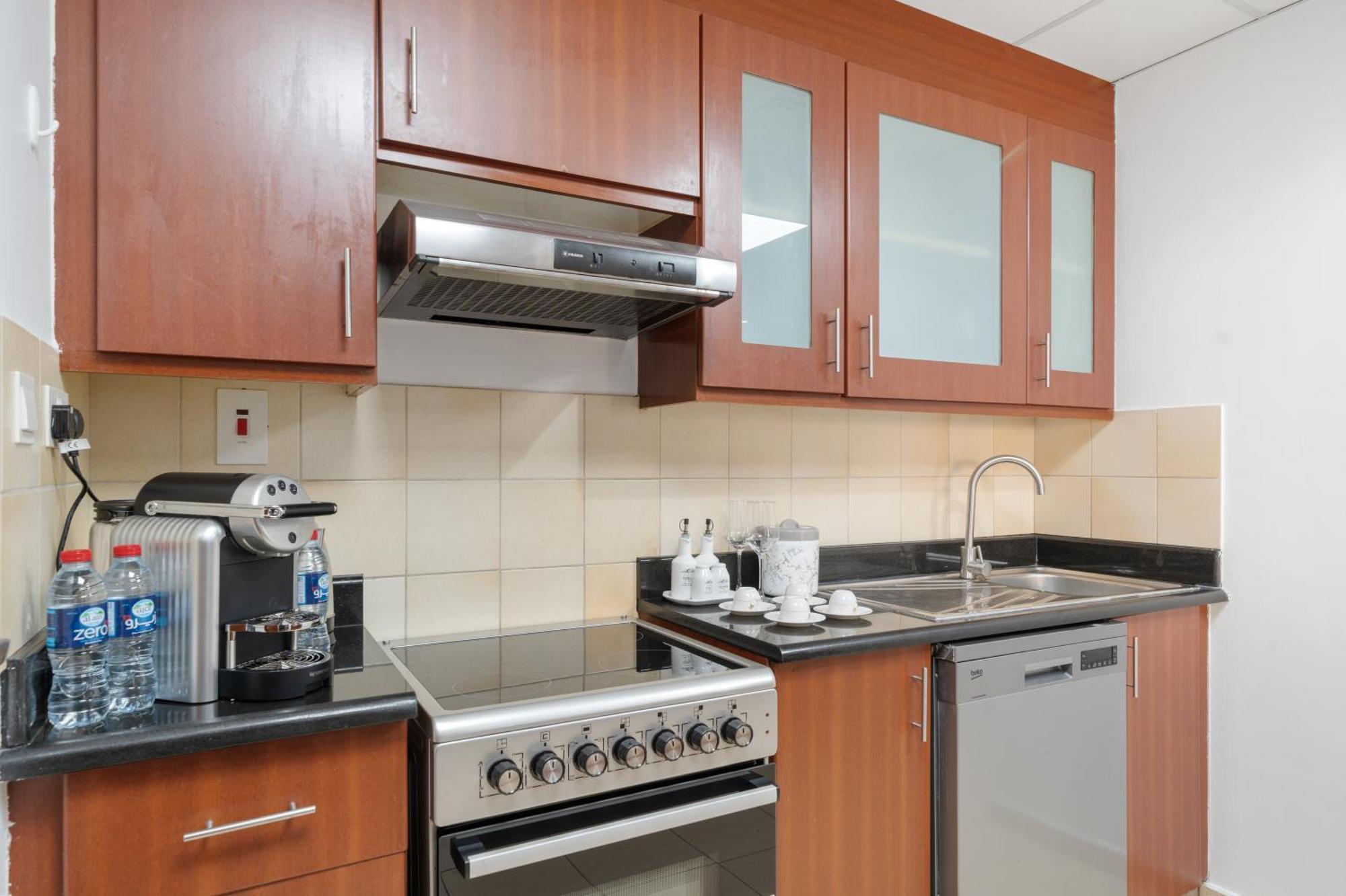 Apartment Eye & Sea View 2br Marina & Walk