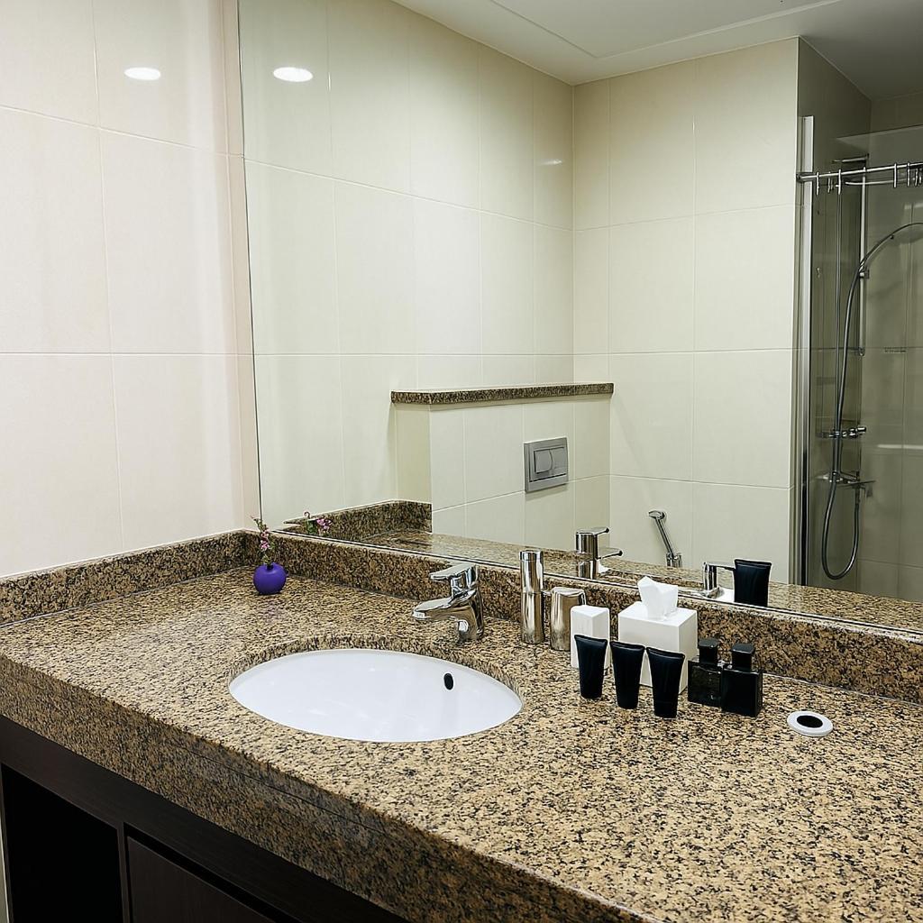 Comfy In Jvc Great Location Fast Wi-fi Dubai