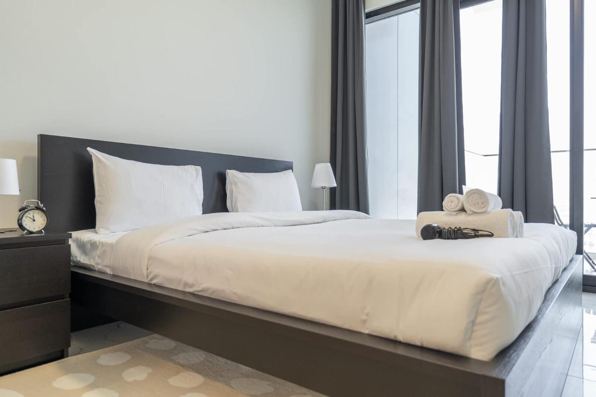 Apartment In Alexis Tower's Stunning And Sleeps 2 *