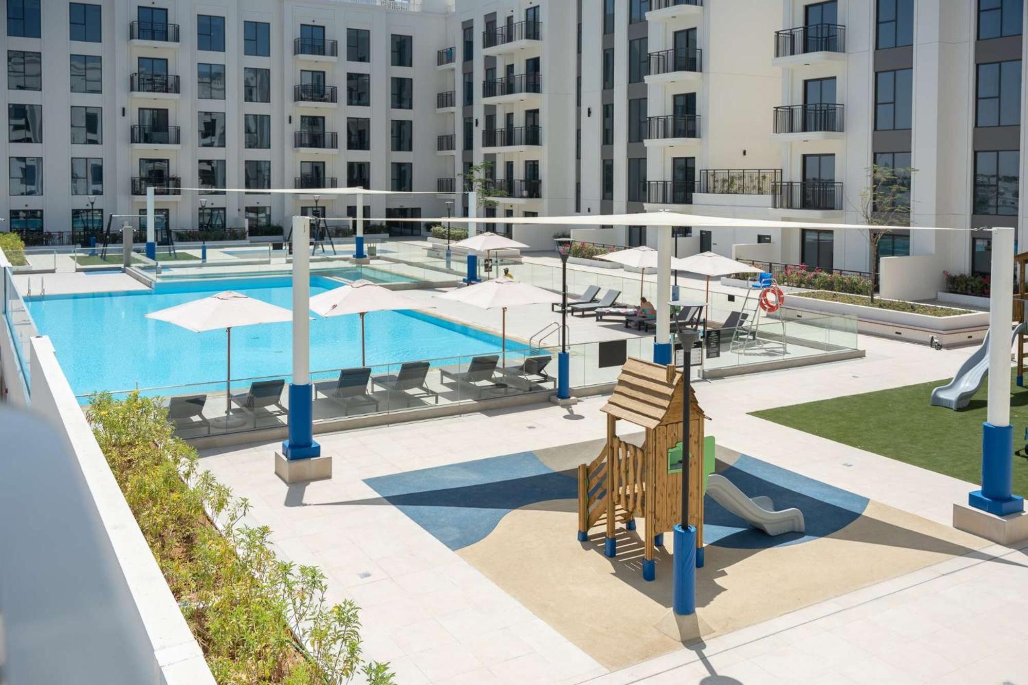 Magnificent 2br In The Brand New The Diplomat Apartment Dubai