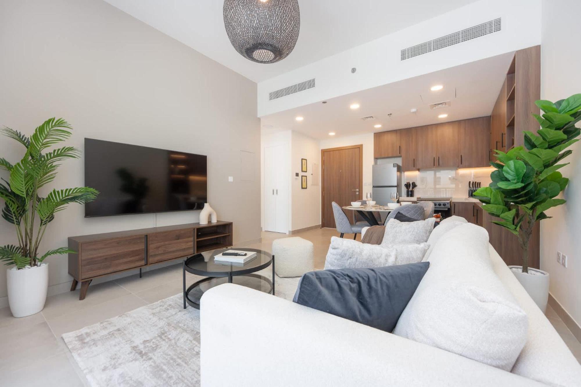 Magnificent 2br In The Brand New The Diplomat * Dubai