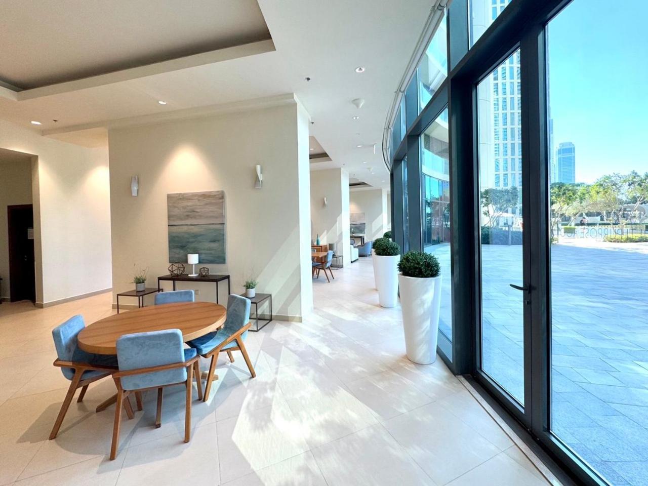 Apartment Burj Vista Luxury 2br ,full Burj Khalifa View ,direct Mall & Metro Access *