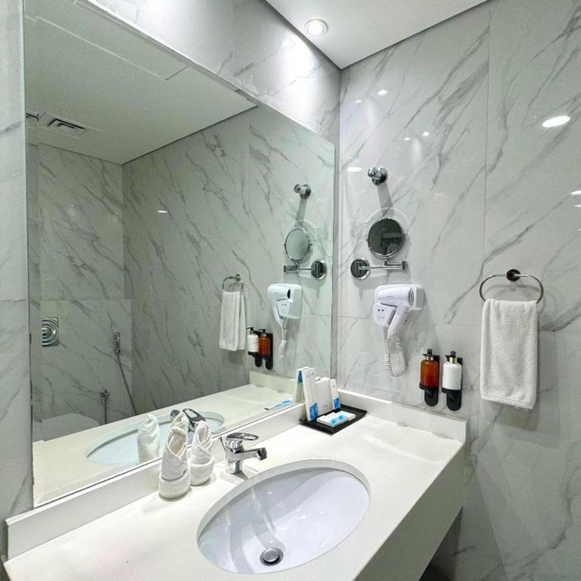 Dancenter Prime Sheikh Zayed Road Luxury Difc * Dubai