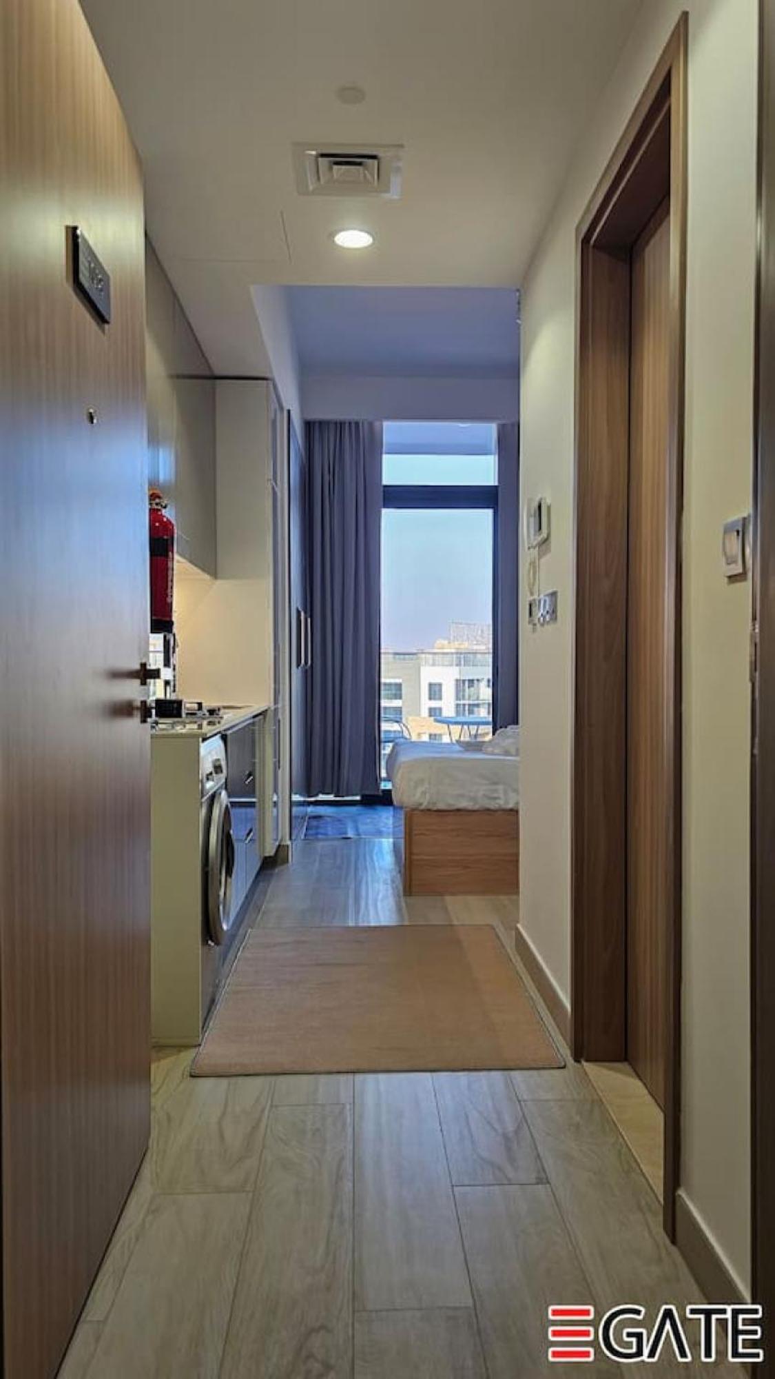 Egate - - 10th Floor - Balcony With A View - 01-1018 Apartment Dubai