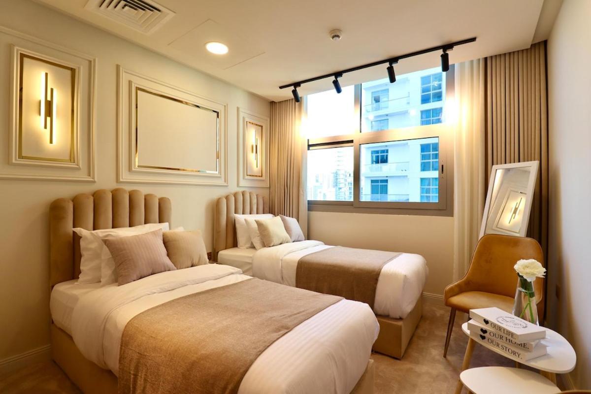 Lavish 3br Retreat With Lovely Marina & Sea Views