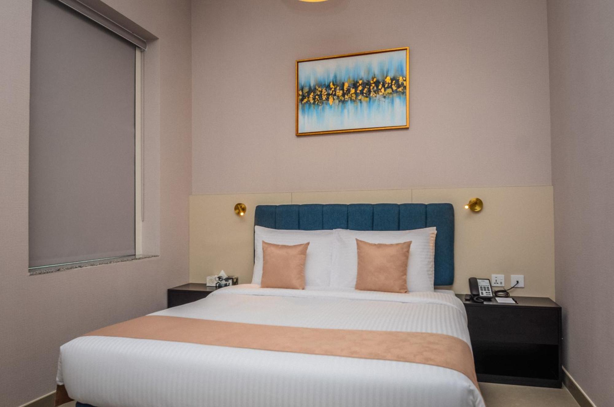 Vogo Grand Formerly Western Academic Otel 3*