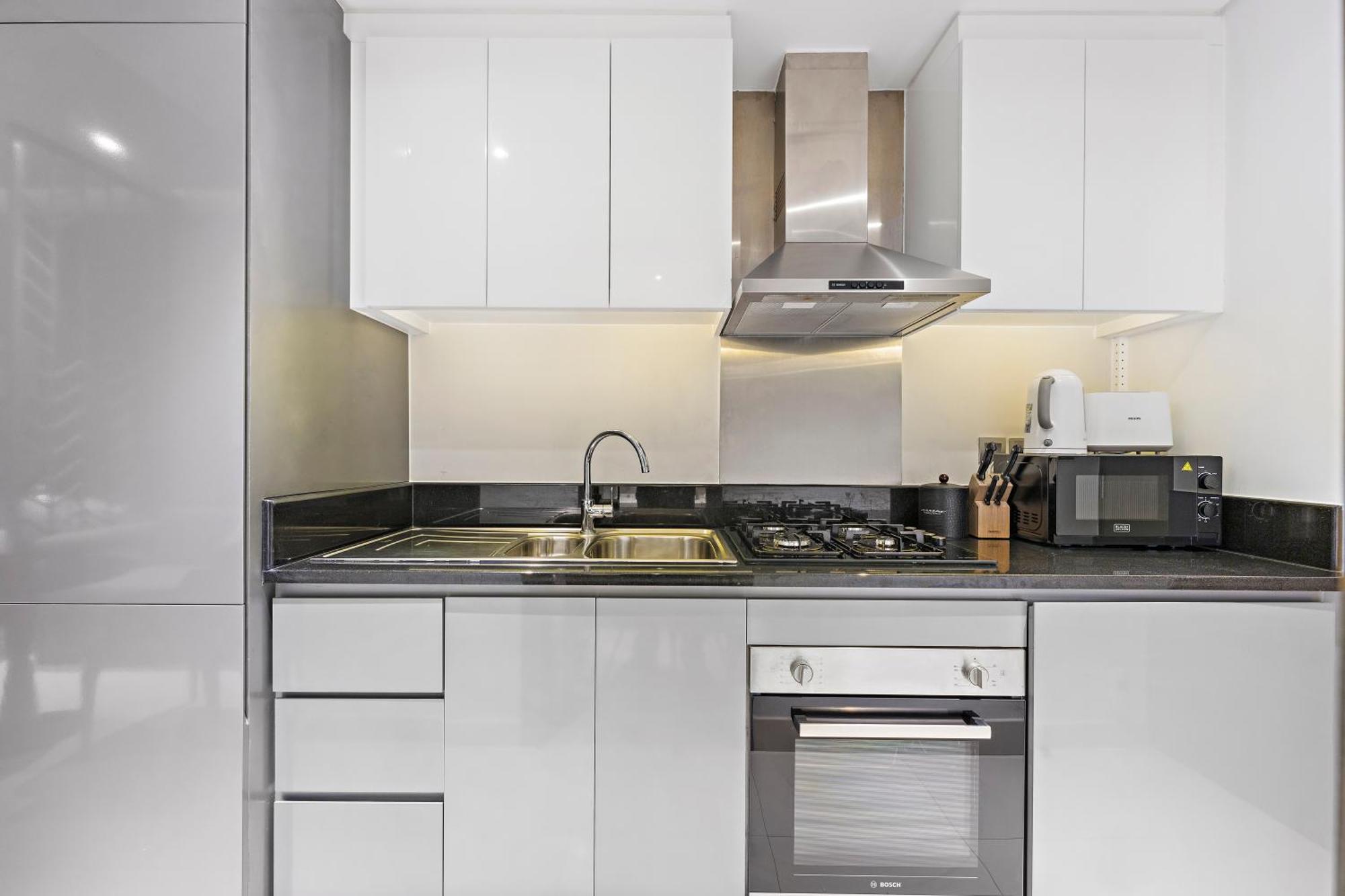 Aliving Luxury At Damac Maison Prive 1007 Apartment *