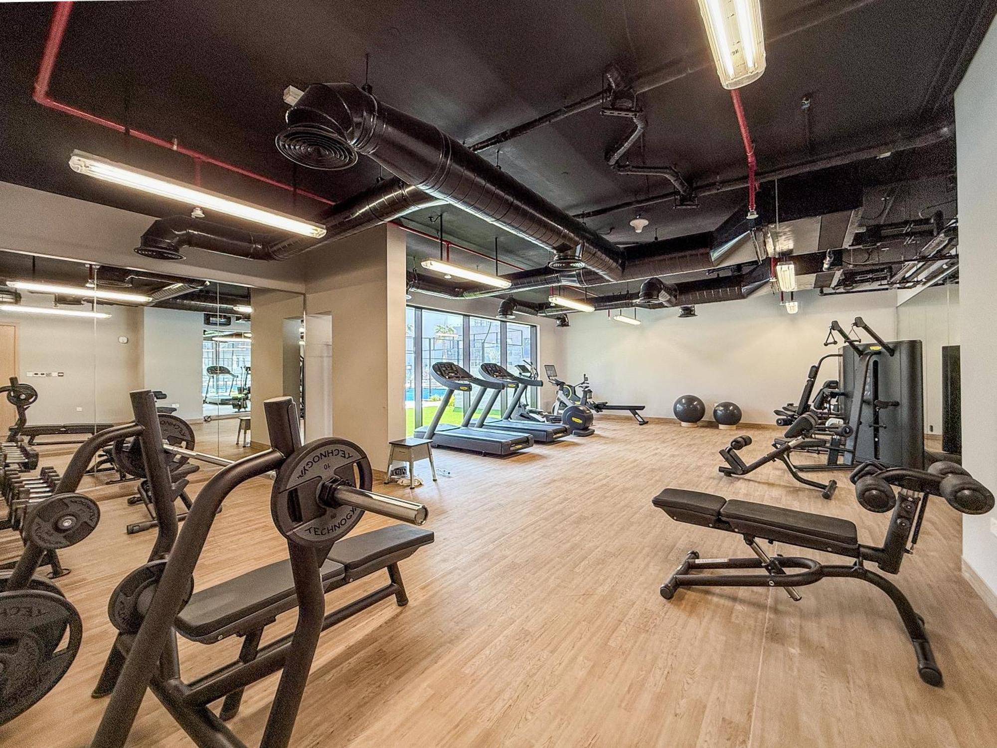 Jvc Gem - 2brplus1 In Oakley Square With Prime Amenities *
