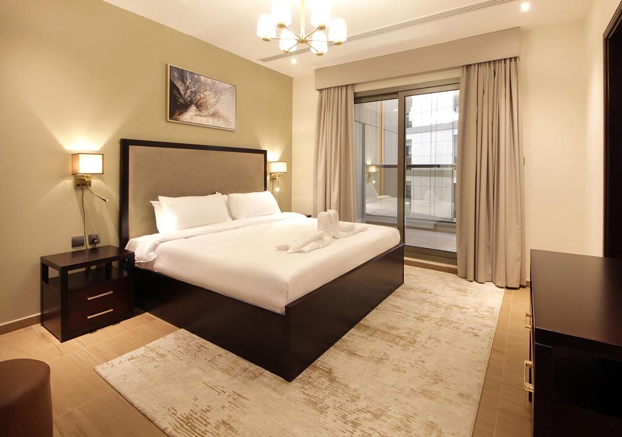 Apartment Elegant 2br With Views Downtown Living Dubai