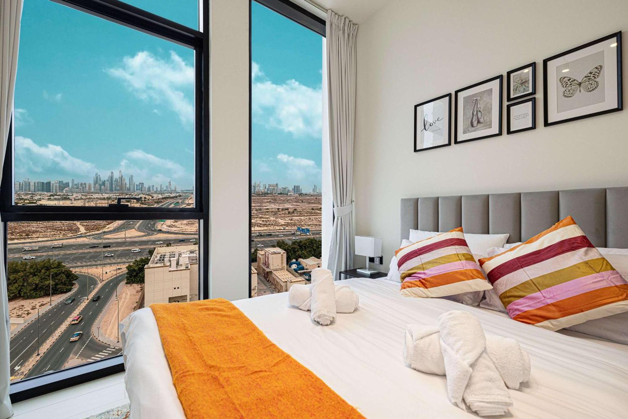 Cozy 1 Bedroom With Gym & Pool Just 15min To Marina * Dubai