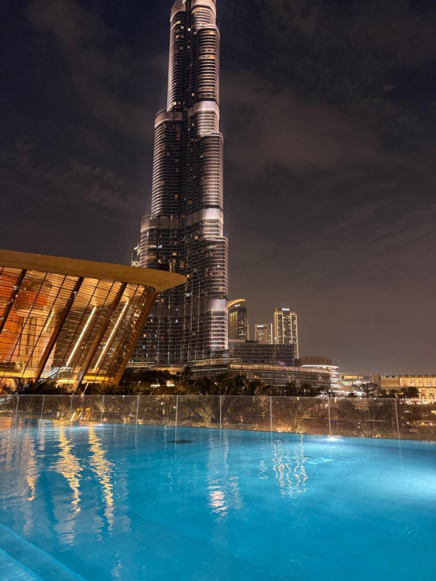 Apartment Great View From 63th Floor! Amazing Pool With Burj View! Grande Signature!