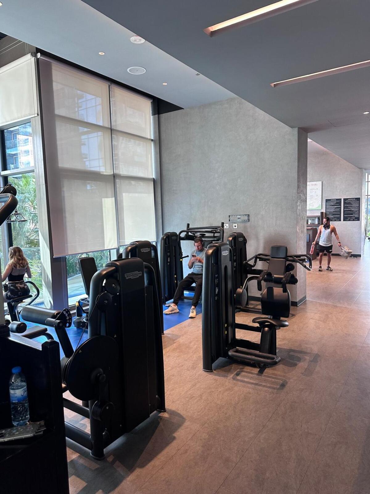 Modern Elegance Jumeirah Living Marina Apartment Dubai