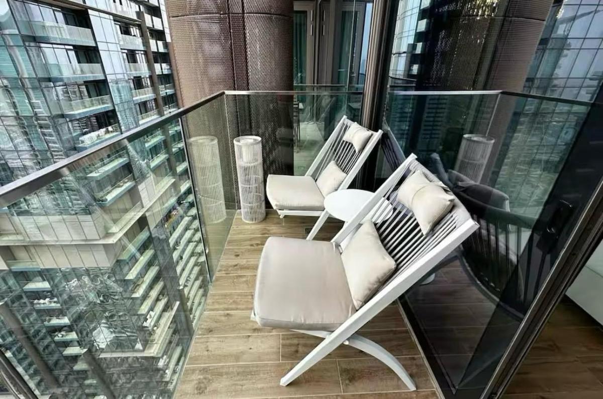 Modern Elegance Jumeirah Living Marina Apartment *