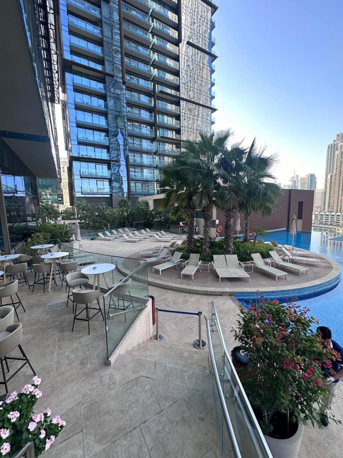 Modern Elegance Jumeirah Living Marina Apartment