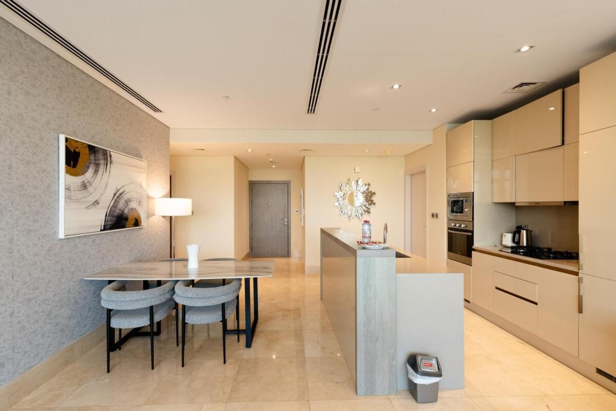 3 Bed With Private In Palm Jumeirah Apartment