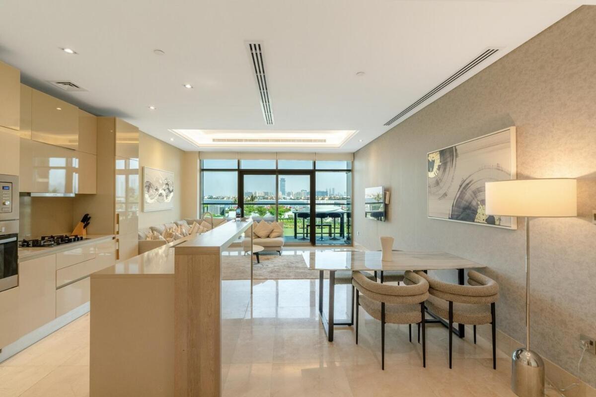 3 Bed With Private In Palm Jumeirah