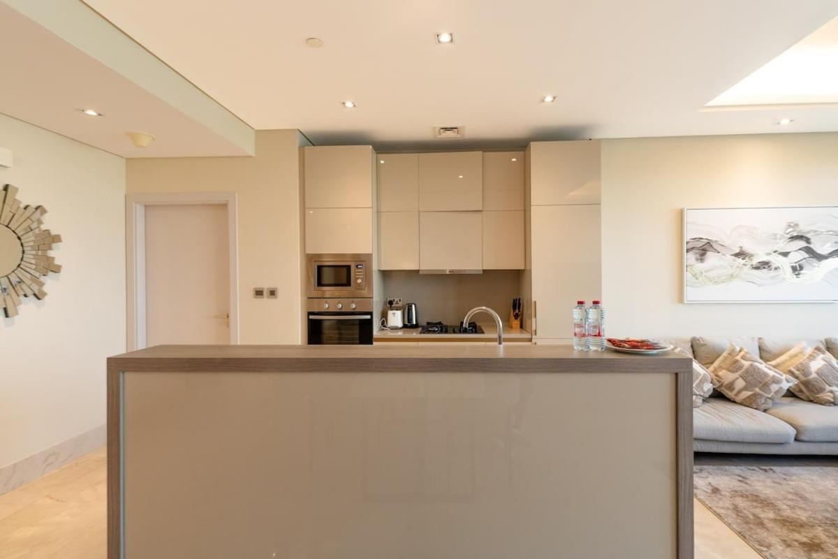 Apartment 3 Bed With Private In Palm Jumeirah *