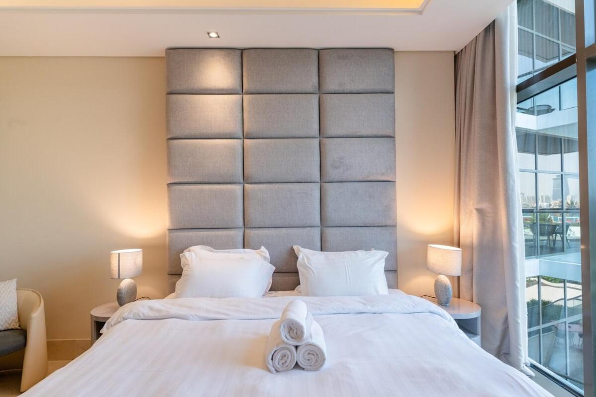 3 Bed With Private In Palm Jumeirah *
