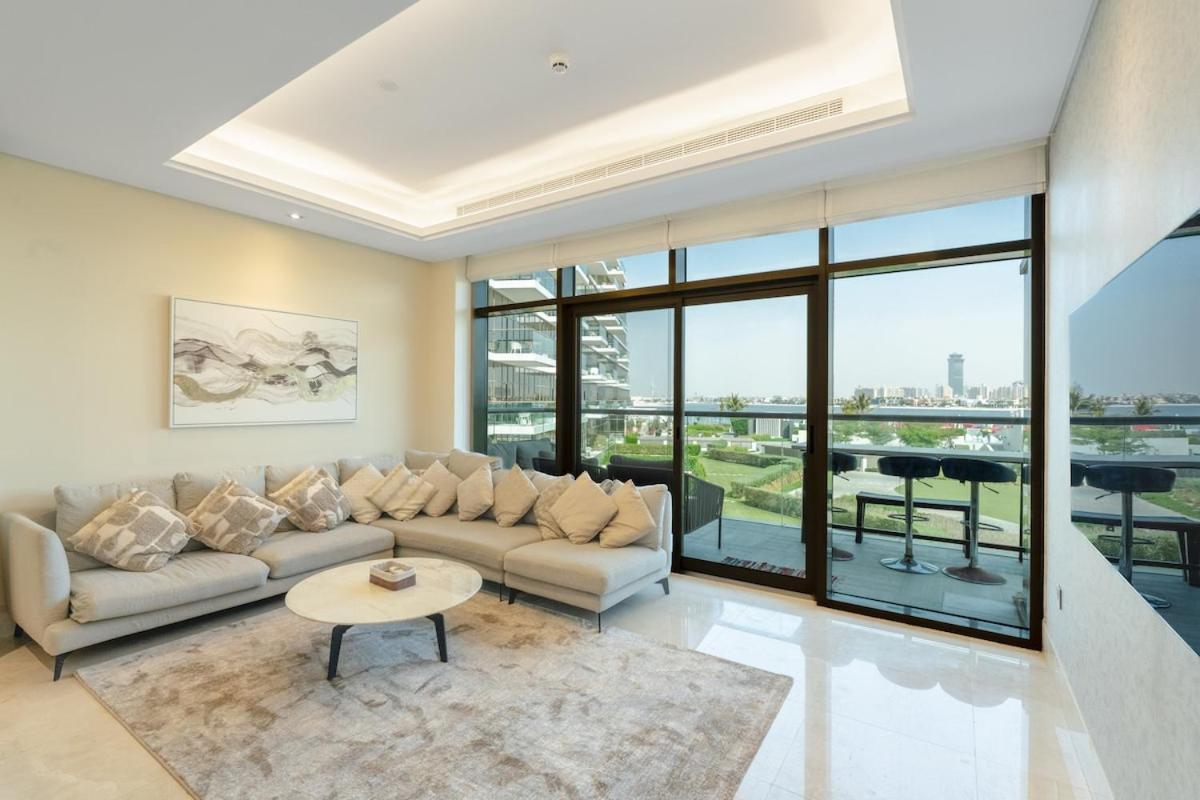 3 Bed With Private In Palm Jumeirah Apartment