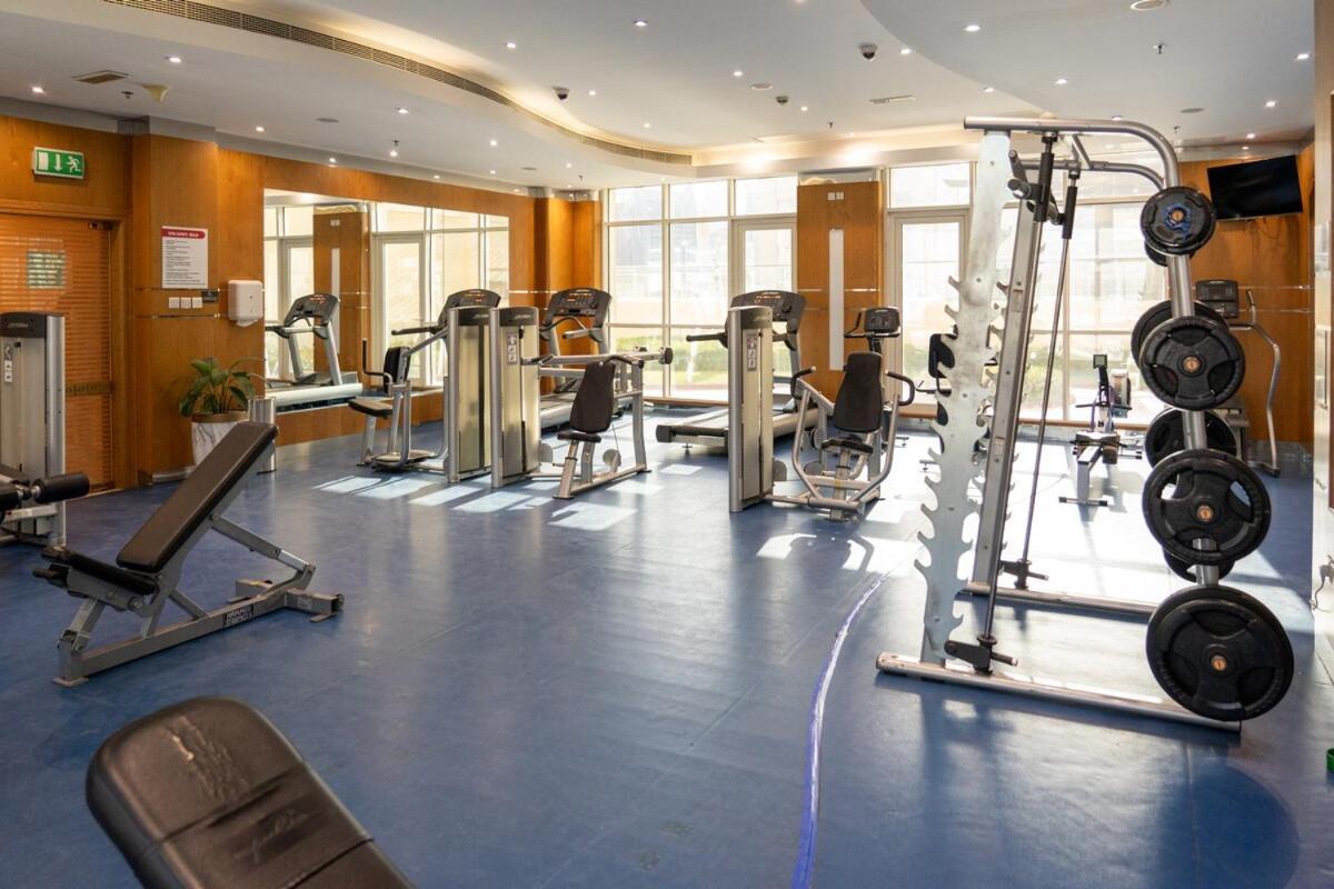 Apartment Business Bay By Stayinhomes - 10 Mins Burj Khalifa - 1bed - Parking - Pool - Gym *