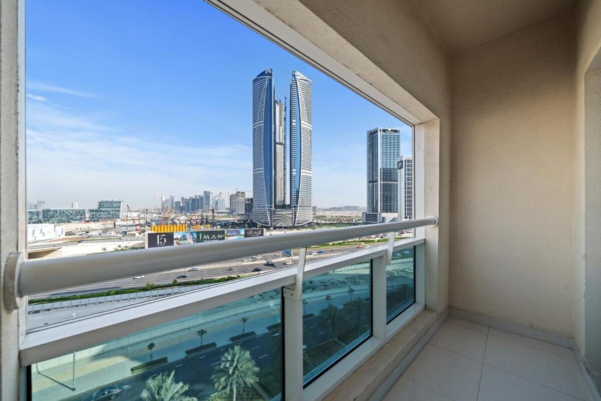Apartment Business Bay By Stayinhomes - 10 Mins Burj Khalifa - 1bed - Parking - Pool - Gym *