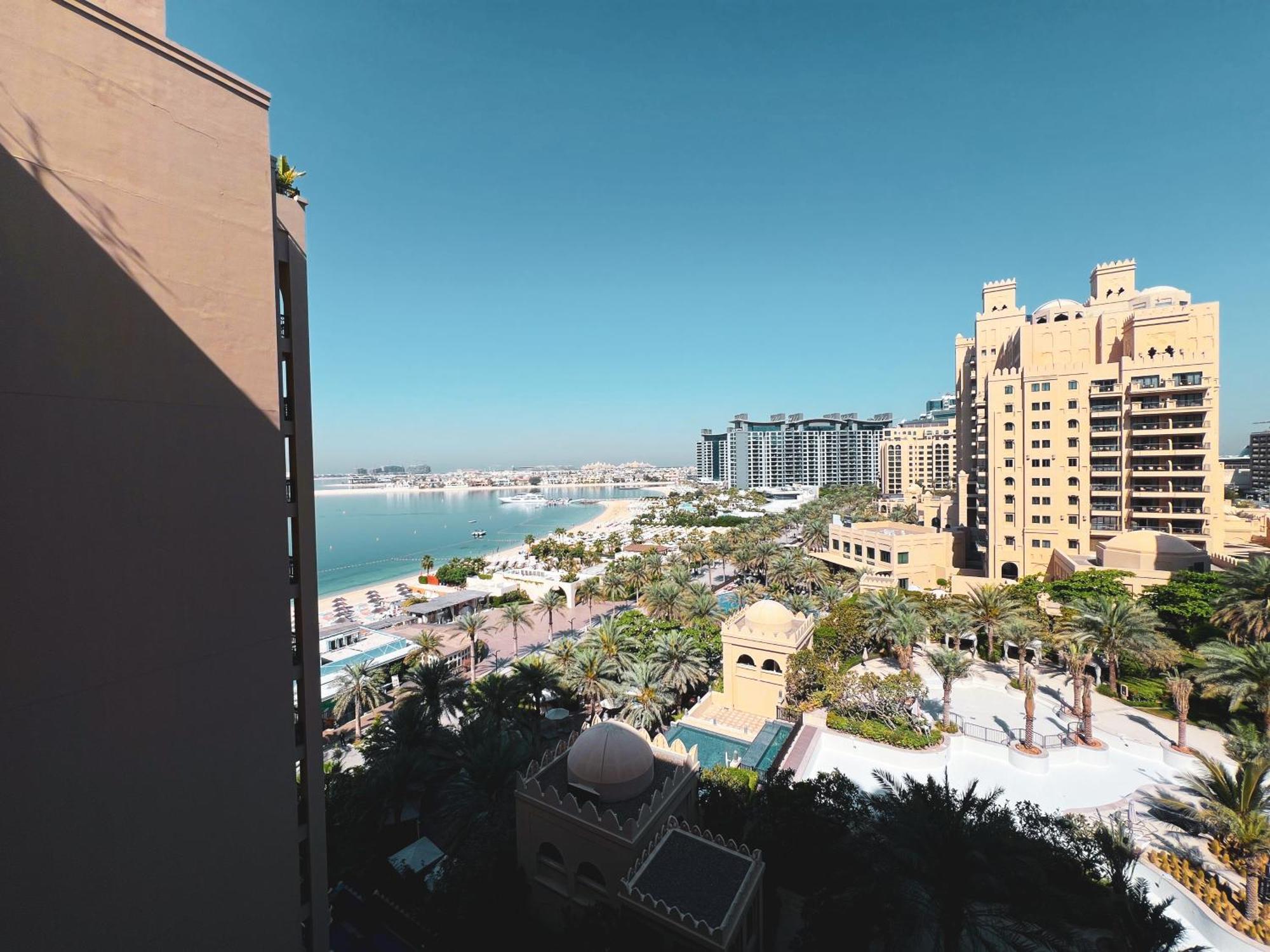 New Fairmont With Private On Palmjumeirah * Dubai