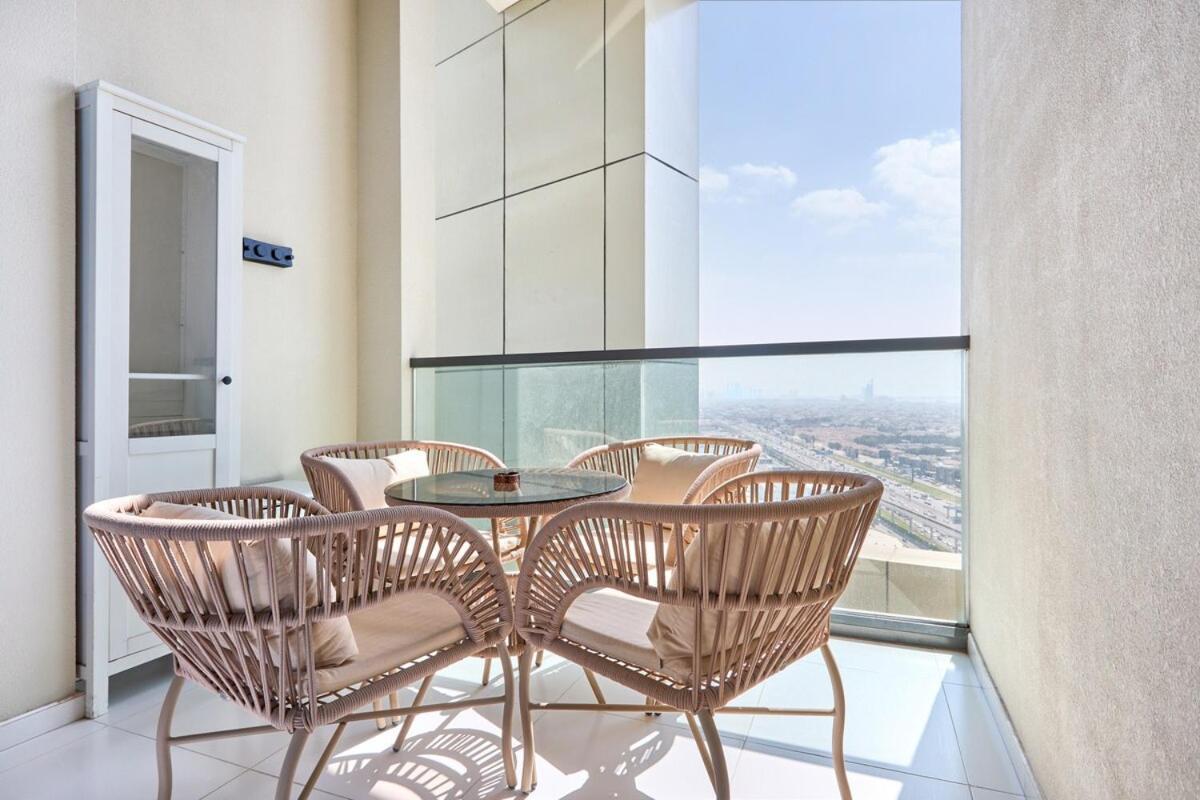 Skyline 2br In The Heart Of Business Bay Dubai
