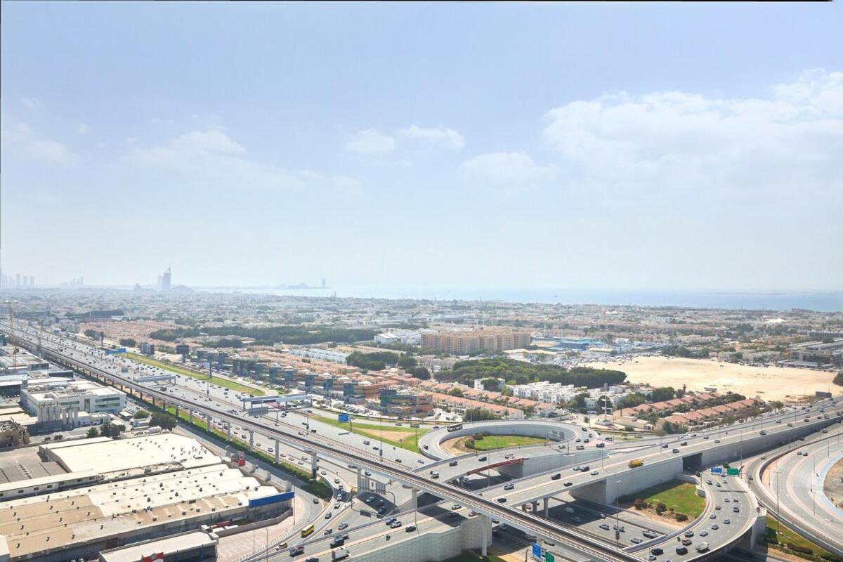 Skyline 2br In The Heart Of Business Bay