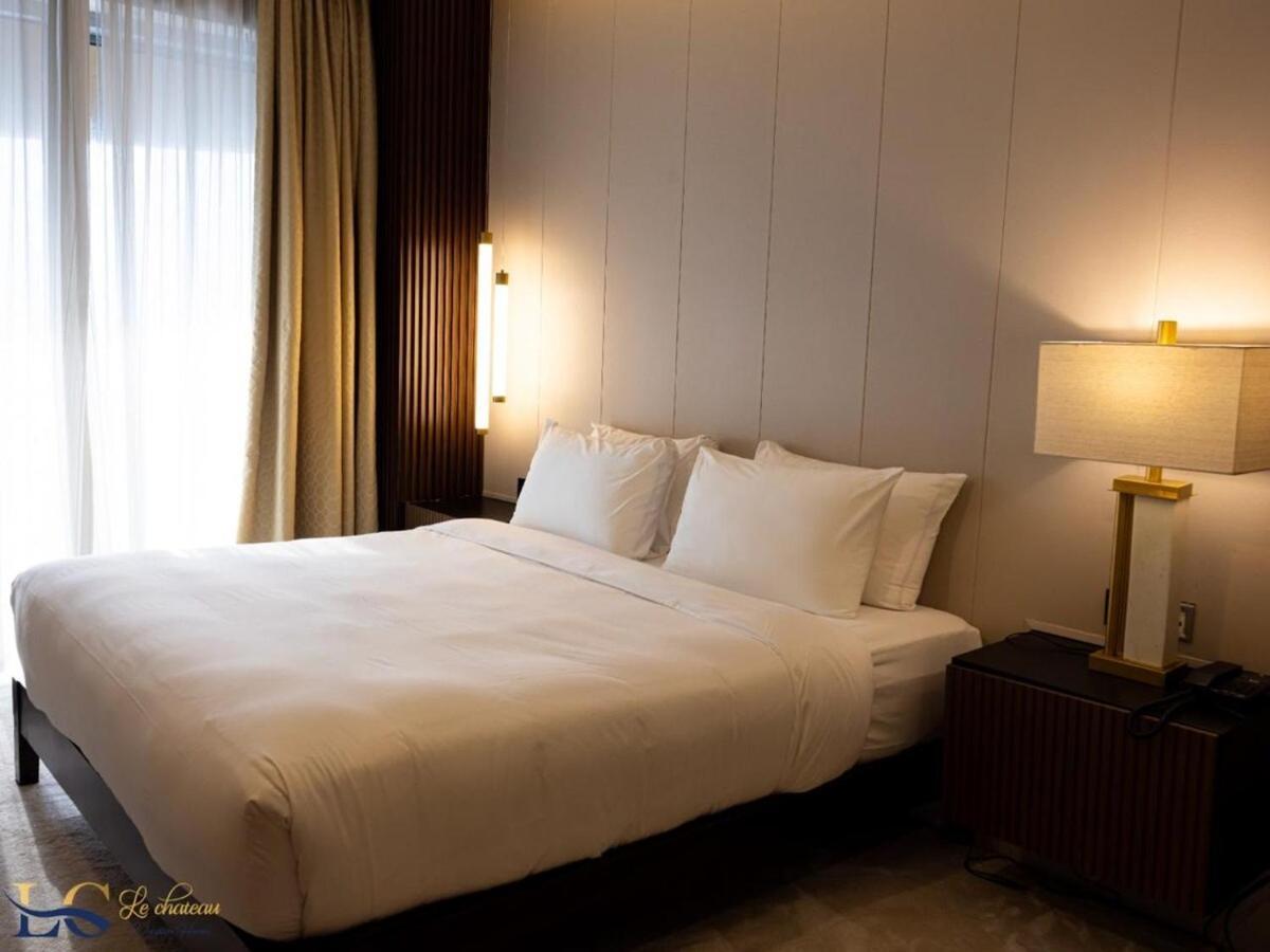 Modern 1br Emaar Downtown Mall * Dubai