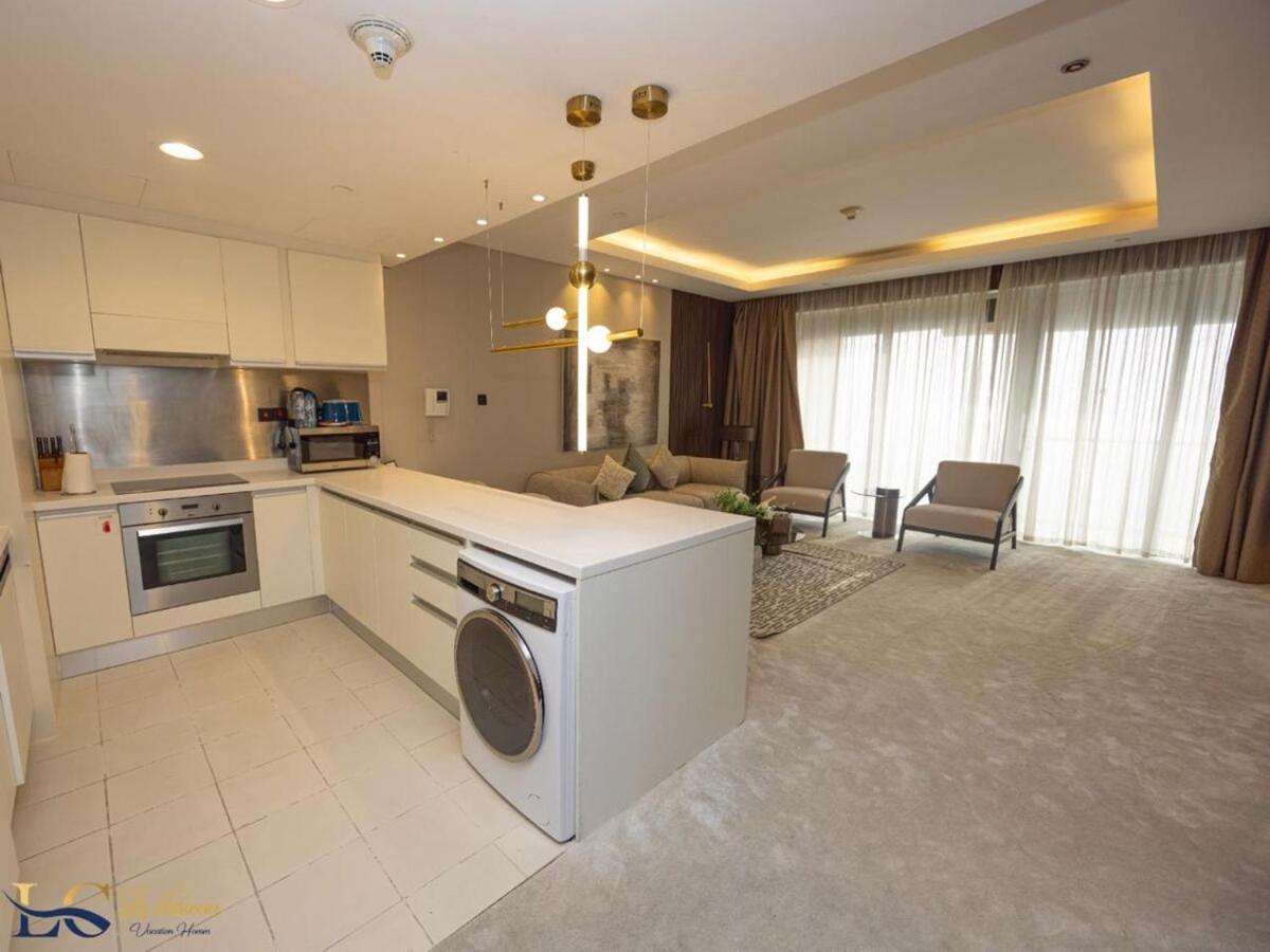 Apartment Modern 1br Emaar Downtown Mall Dubai