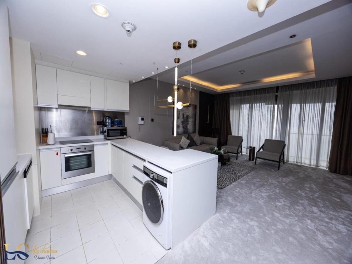 Modern 1br Emaar Downtown Mall Dubai