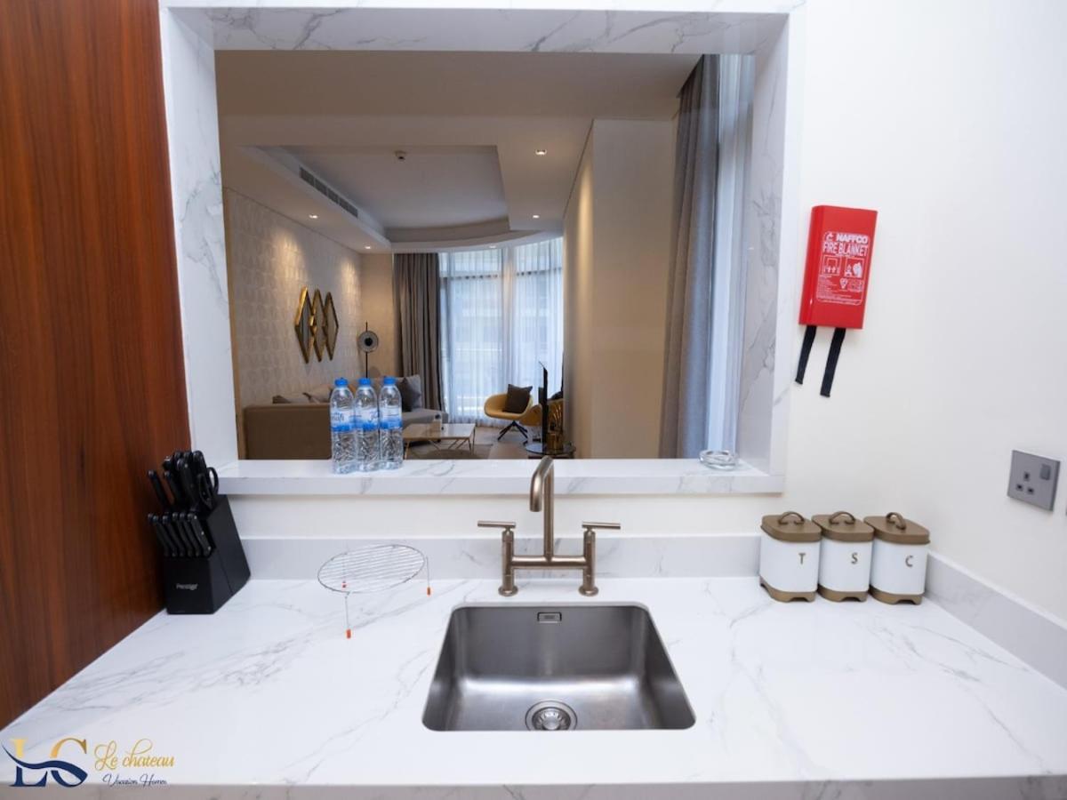 Luxury 1-bedroom In Downtown's Iconic Core Apartment