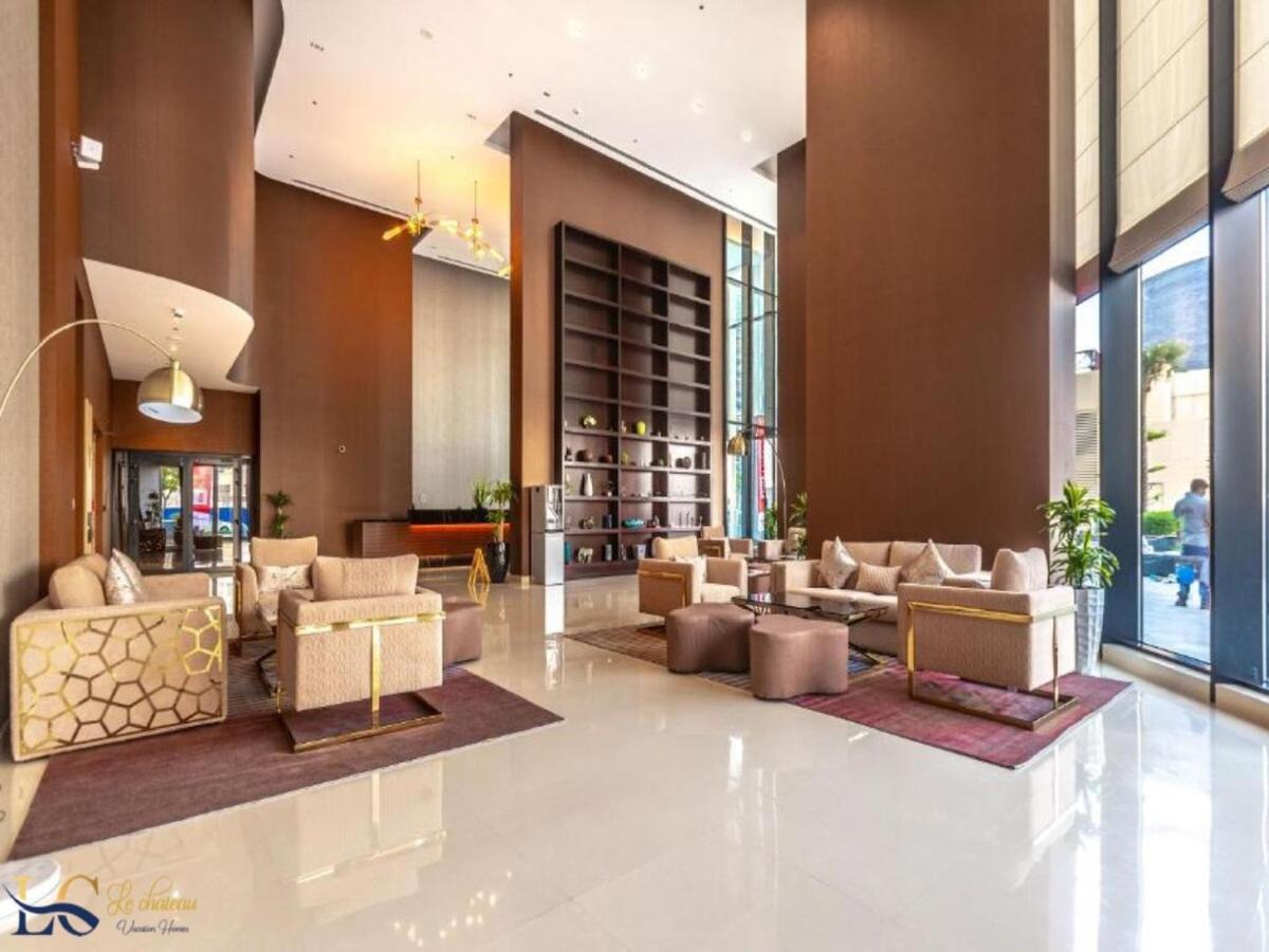 Luxury 1-bedroom In Downtown's Iconic Core *