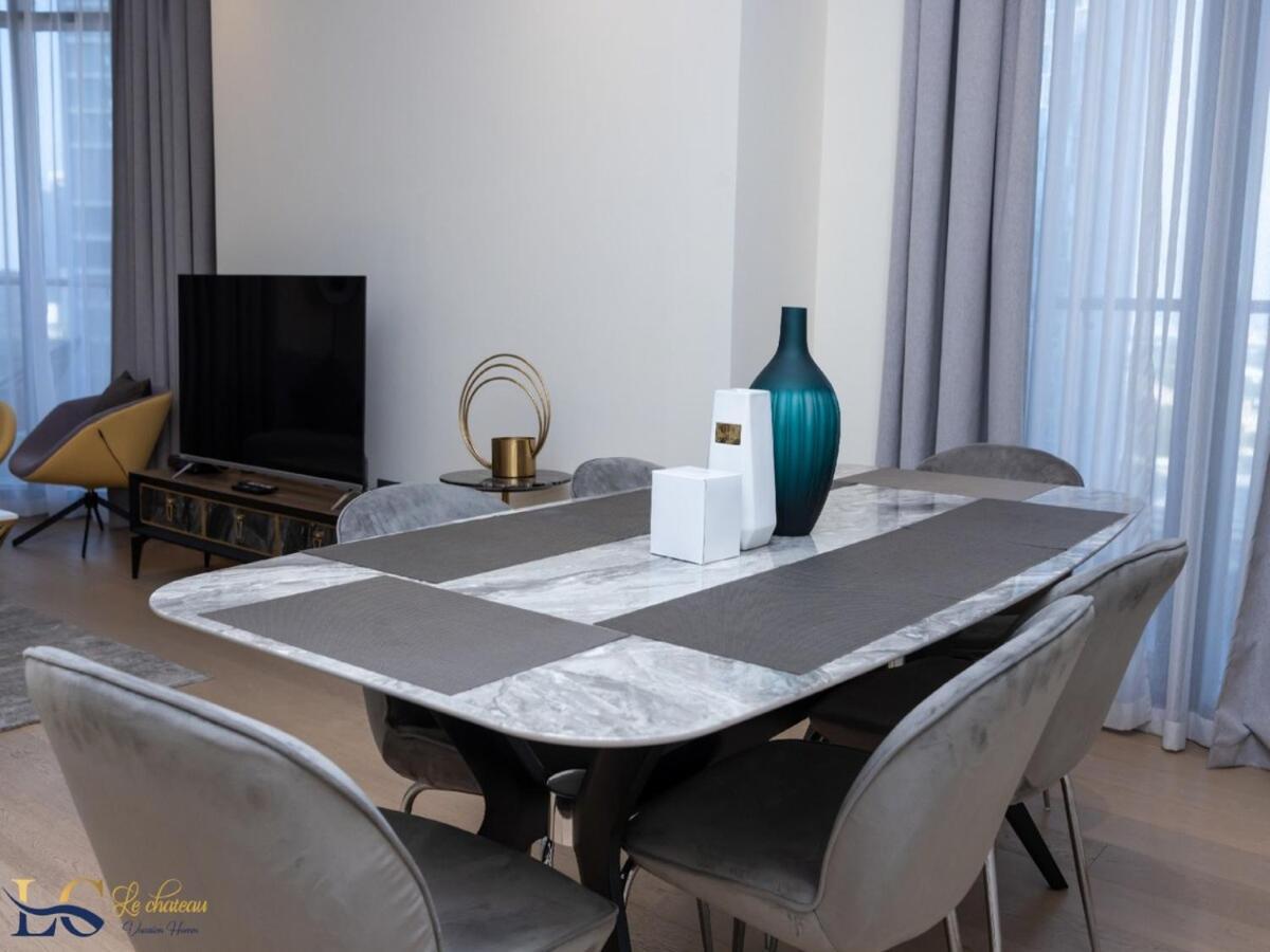 Luxury 1-bedroom In Downtown's Iconic Core Dubai
