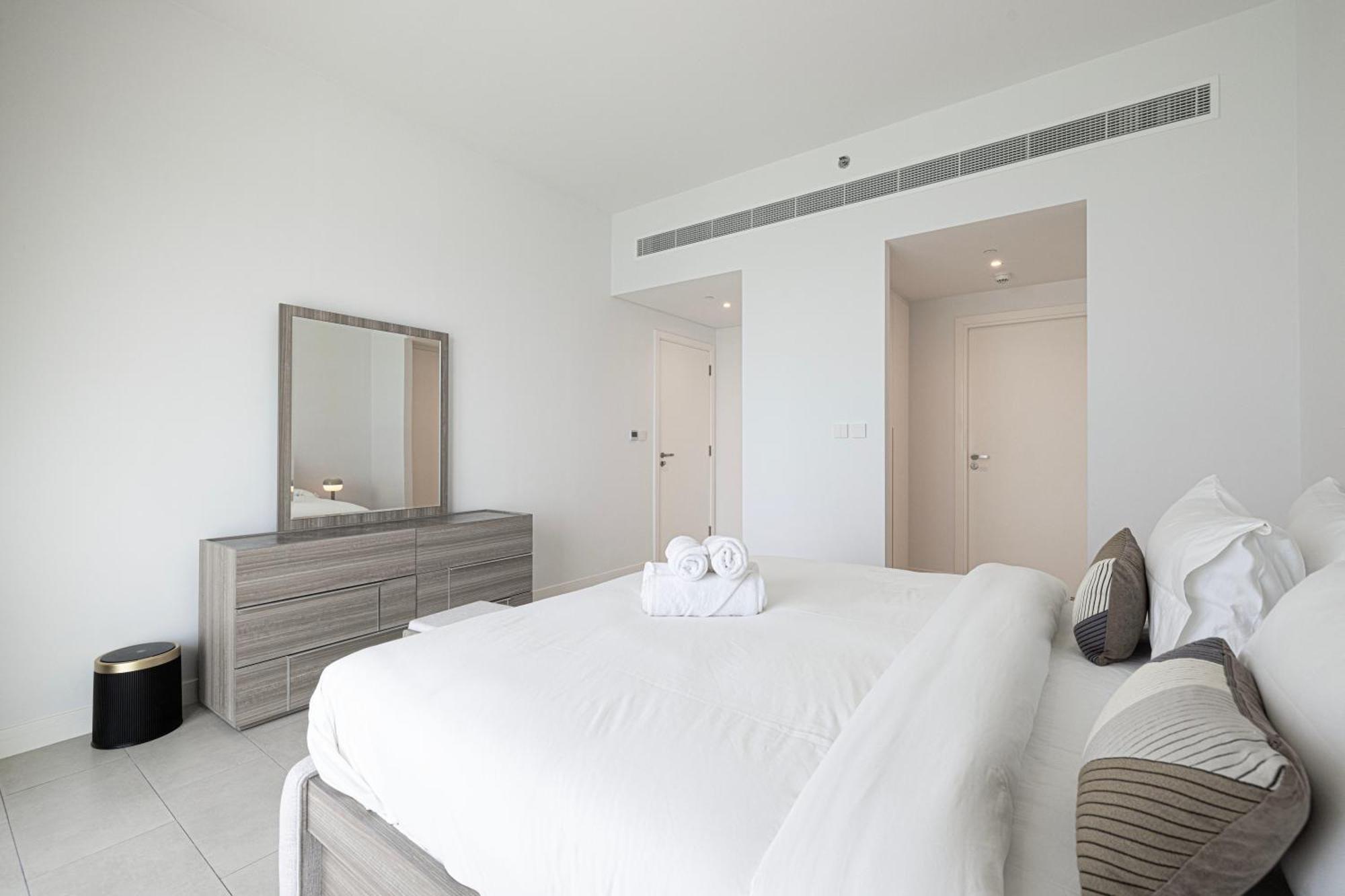 Apartment La Vie, Jbr Private Beach, Private Parking And Pool Dubai