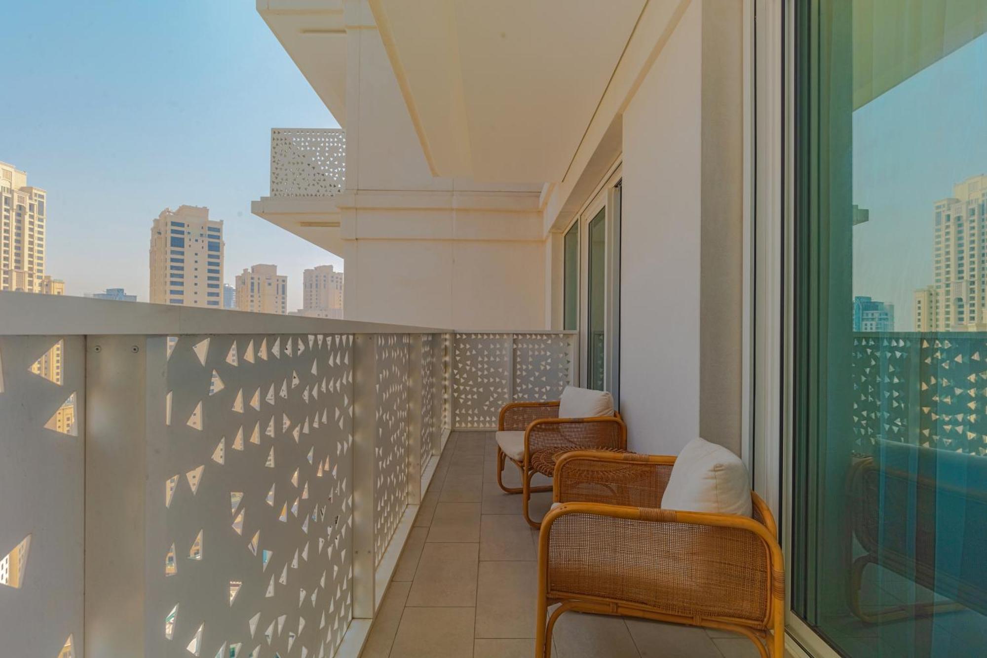La Vie, Jbr Private Beach, Private Parking And Pool *