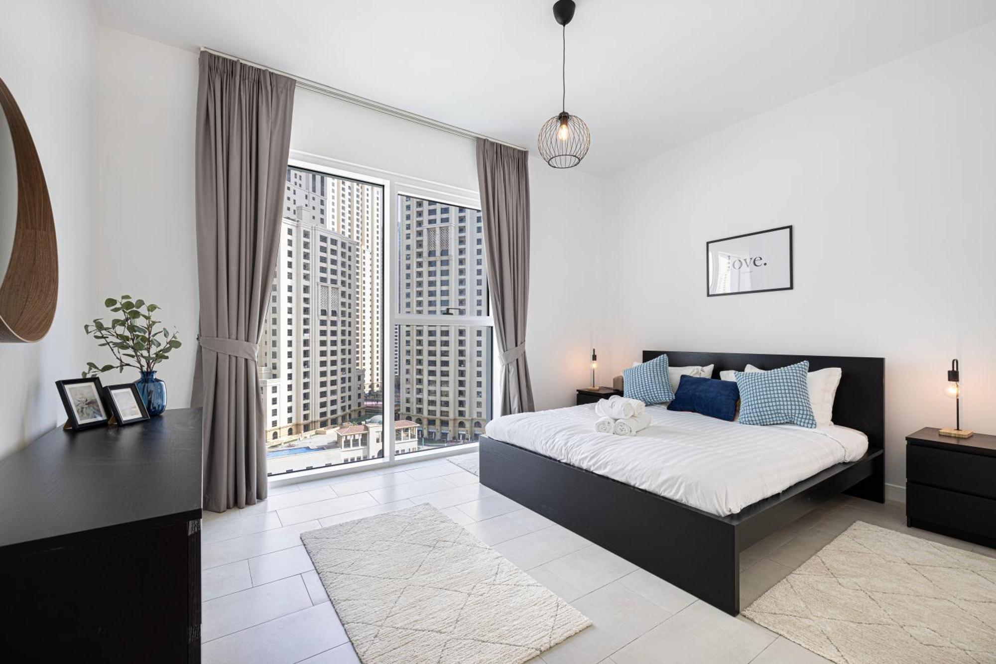 La Vie, Jbr Private Beach, Private Parking And Pool Apartment