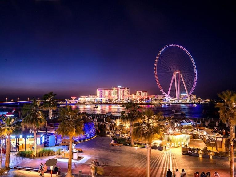 Delux Studio Apartment Dubai Marina The Bay 5 Min Beach Jbr & 3 Min To Tram Station Apartment Dubai