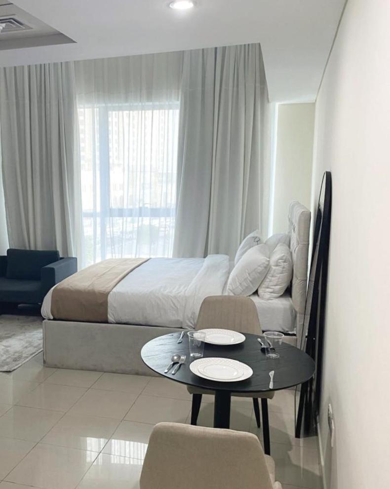 Delux Studio Apartment Dubai Marina The Bay 5 Min Beach Jbr & 3 Min To Tram Station *