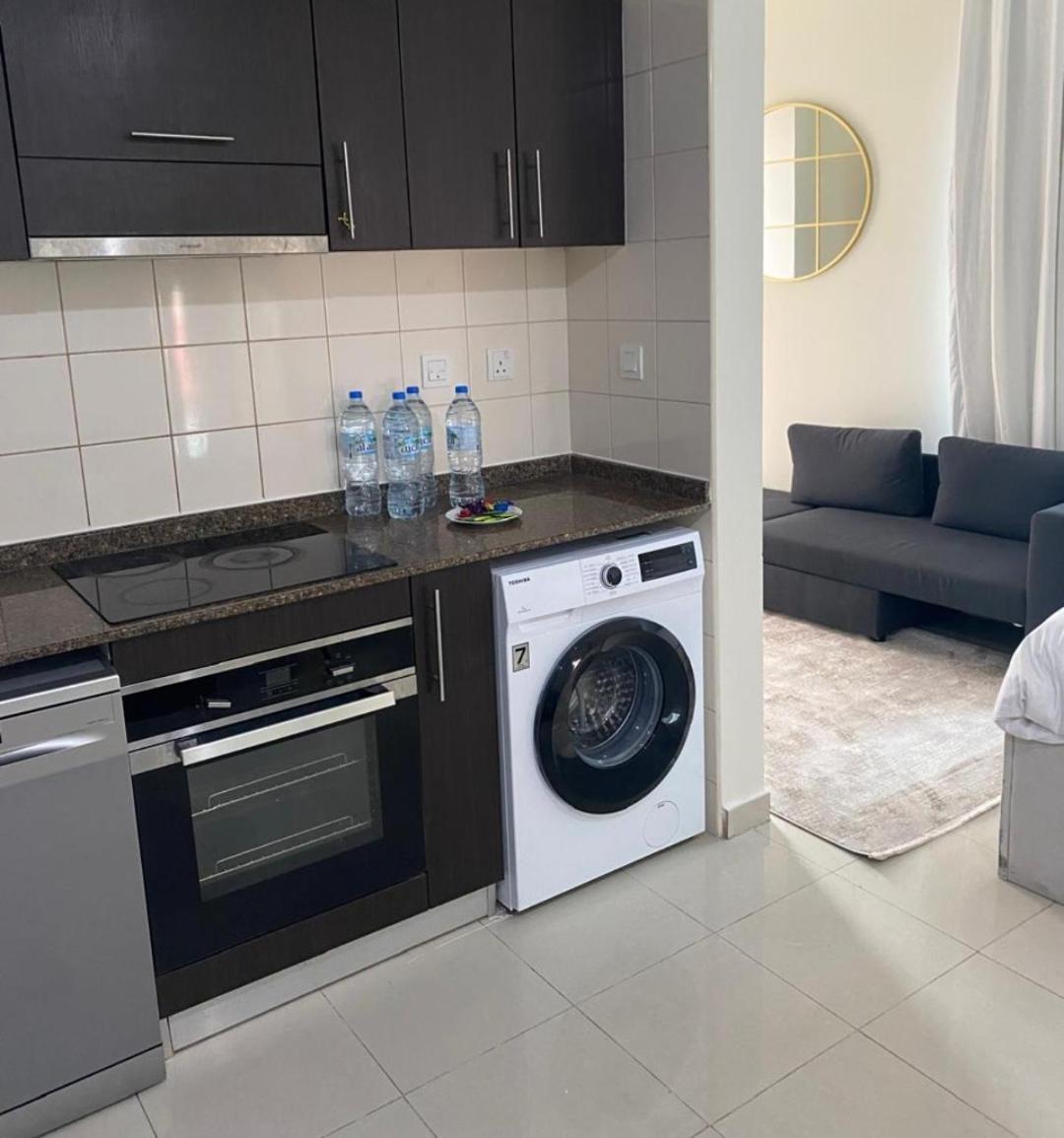 Delux Studio Apartment Dubai Marina The Bay 5 Min Beach Jbr & 3 Min To Tram Station * Dubai