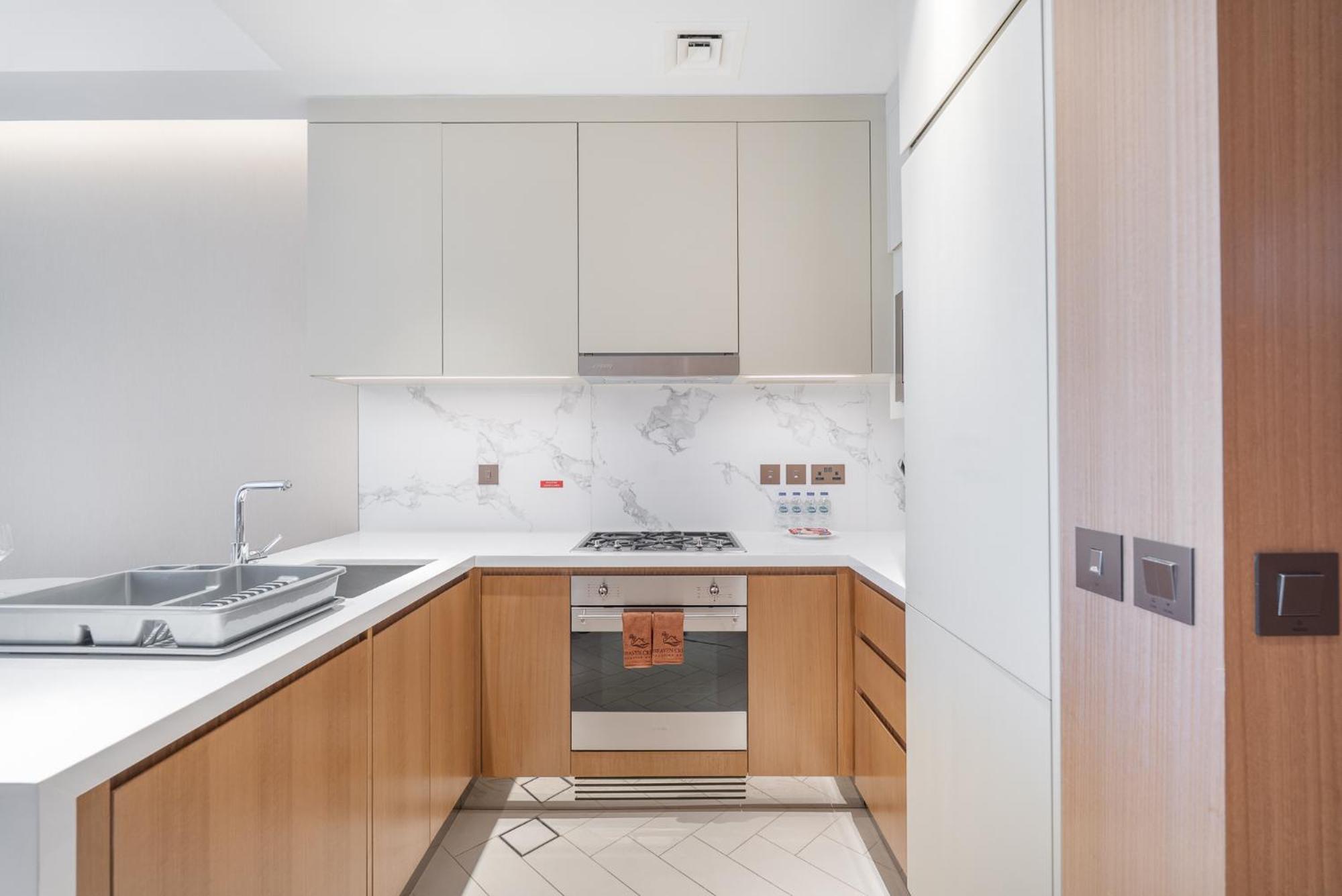 Address Residences Opera - Burj Khalifa Views 2 & 3-bedroom 1 Minute Walk To Burj Khalifa, Mall, Fountain By Heaven Crest Apartment