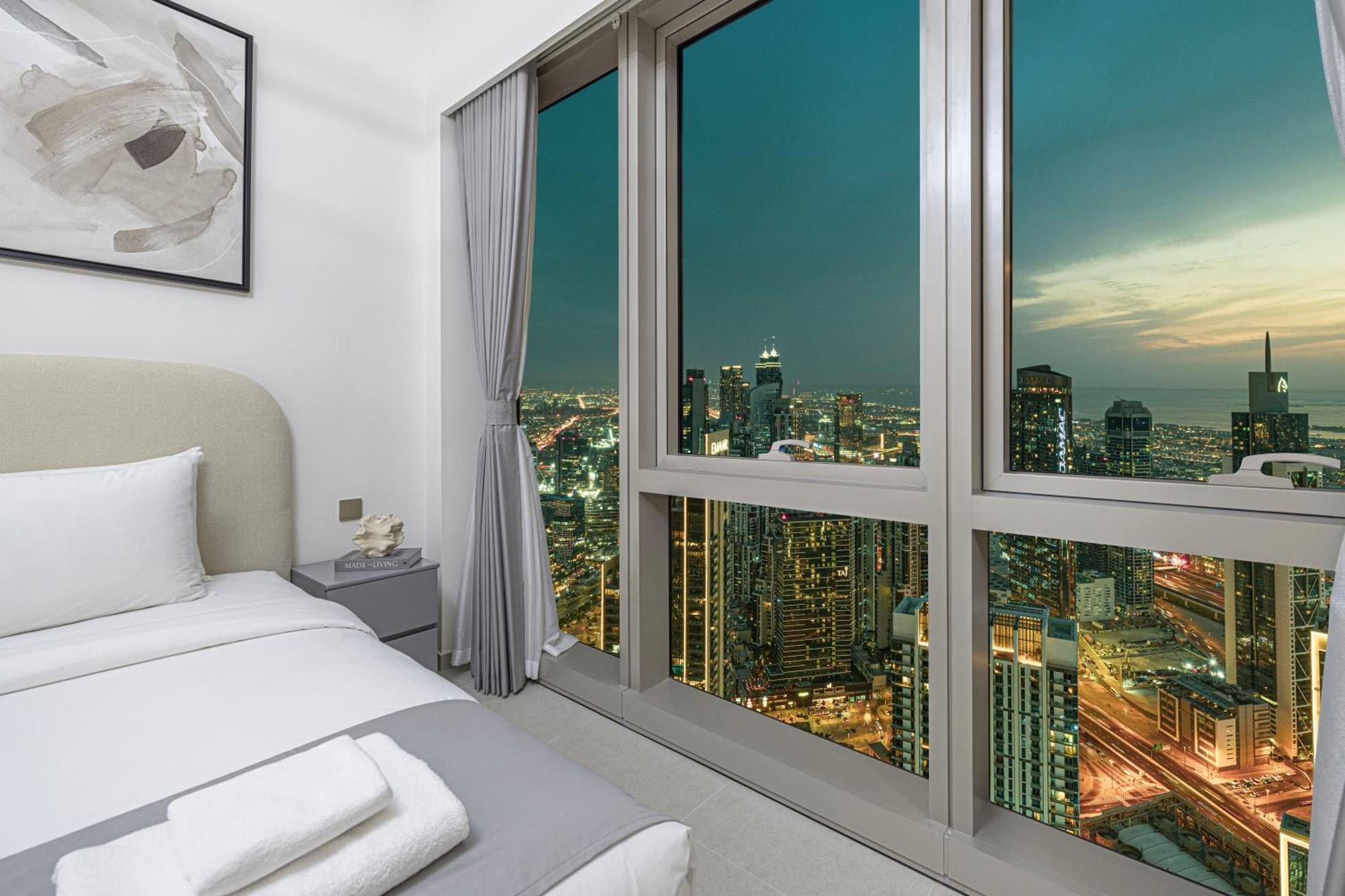 Great View From 63th Floor! Amazing Pool With Burj View! Grande Signature!