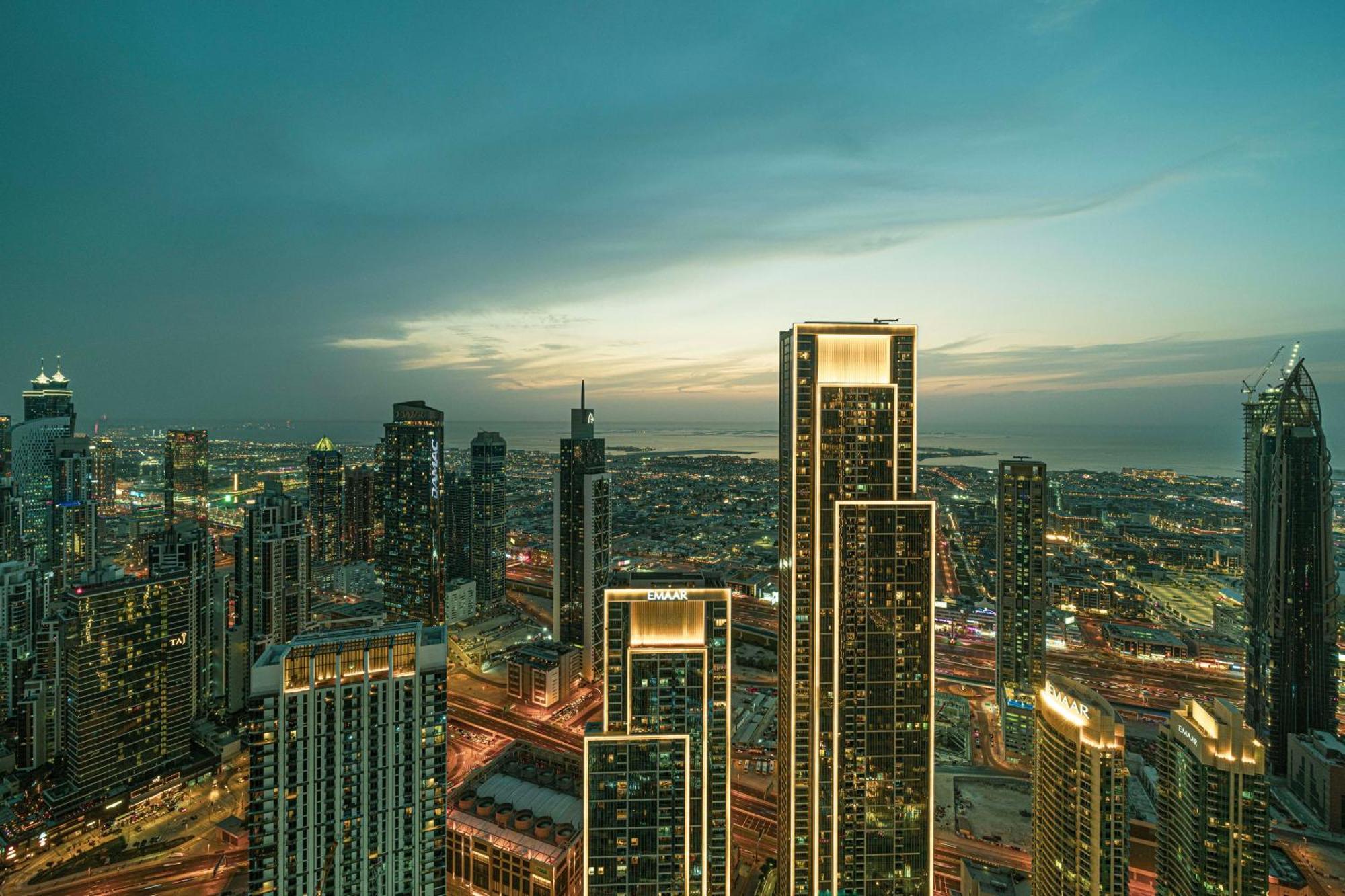 Great View From 63th Floor! Amazing Pool With Burj View! Grande Signature! Apartment Dubai
